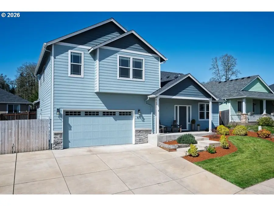 519 NW Hillcrest Dr, Dallas, OR 97338 - #2