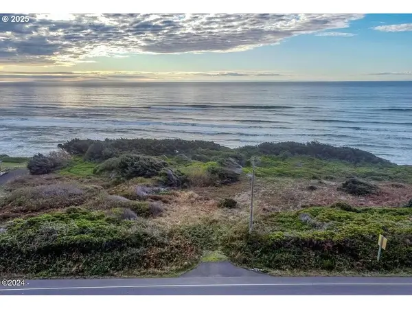 2300 Hwy 101, Yachats, OR 97498