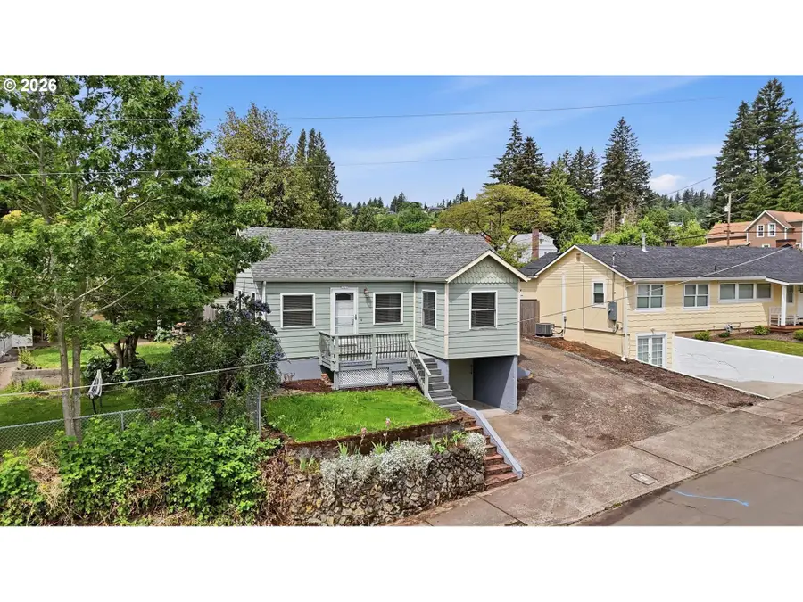 1321 NE Dallas St, Camas, WA 98607 - #2