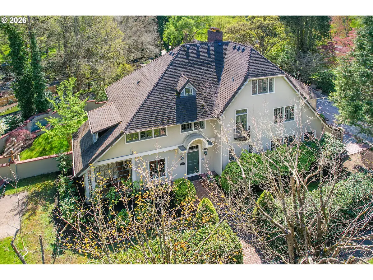 3574 E Burnside St, Portland, OR 97214 - #1