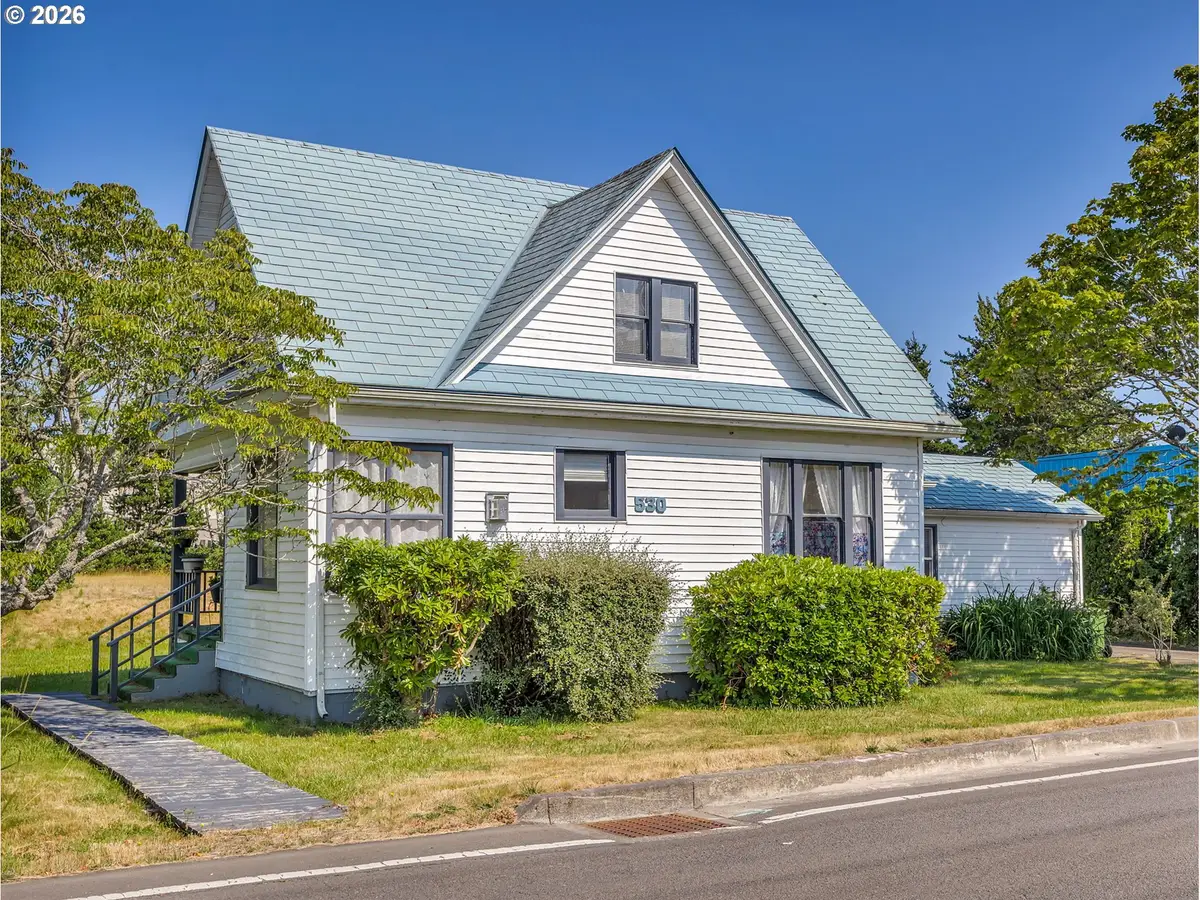 530 SE Marlin Ave, Warrenton, OR 97146 - #1