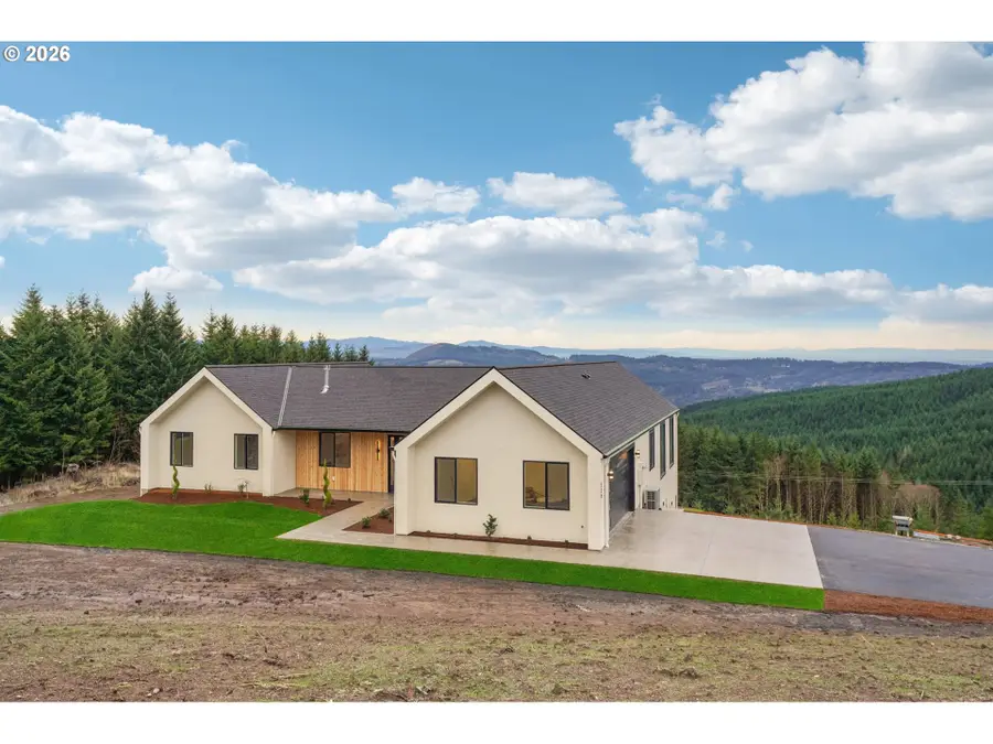 235 High Bank Ln, Woodland, WA 98674 - #3