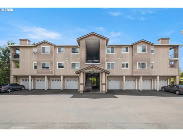 10834 NE Holly St #102, Hillsboro, OR 97006