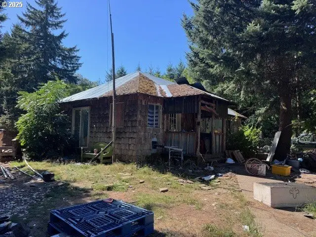 52490 NW Scofield Rd, Buxton, OR 97109 - Image #2