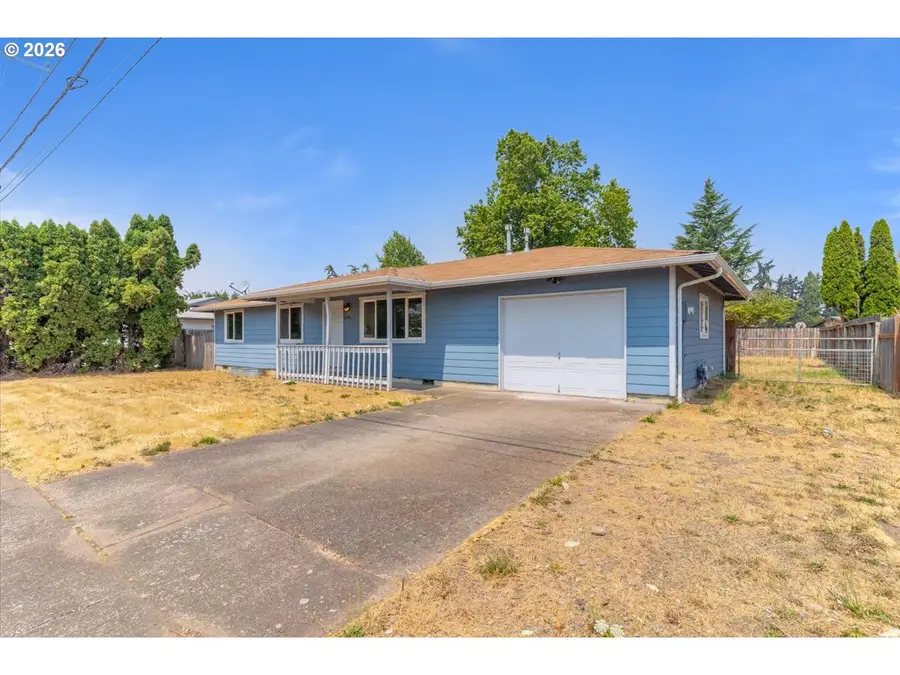 1535 W Oak St, Lebanon, OR 97355 - #2