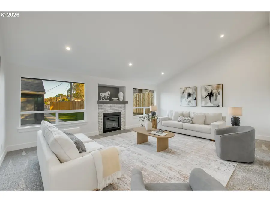 4525 NE 37th Ave, Portland, OR 97211 - #3