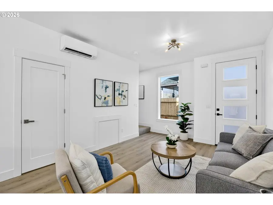 5228 SE Knapp, Portland, OR 97206 - #3