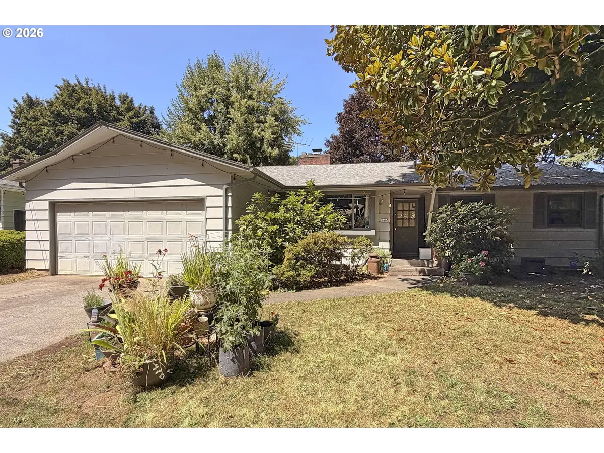 2405 NE Morgan St, Portland, OR 97211 - #1