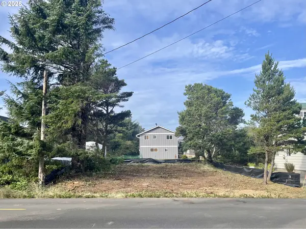 Blk 8 Lot 21 Nedonna Ave, RockawayBeach, OR 97136