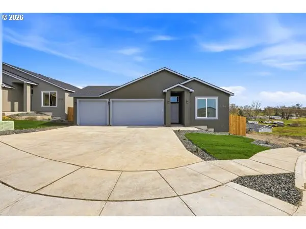 1758 NE 9th Pl, Hermiston, OR 97838 - #2