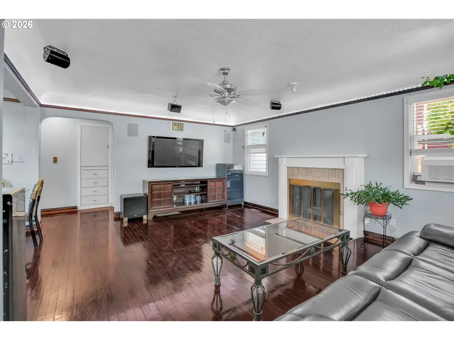 3225 SE 55th Ave, Portland, OR 97206 - #3