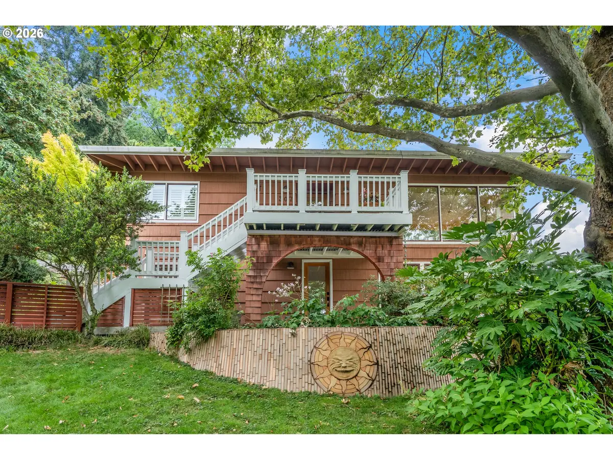 307 SW Hamilton St, Portland, OR 97239 - #1