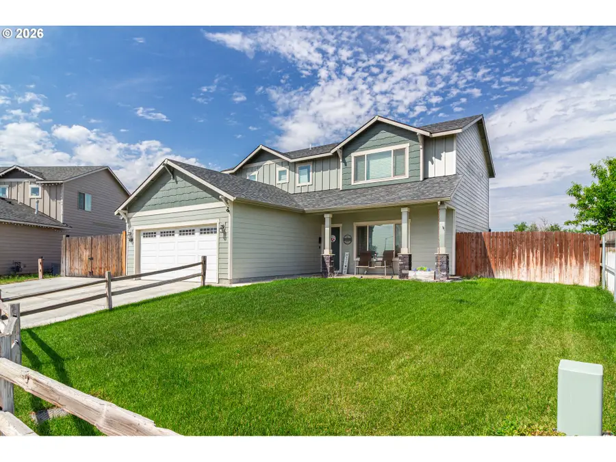 2375 NW Valley View Dr, Hermiston, OR 97838 - #2