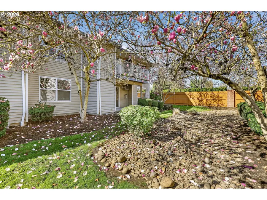 4606 W Powell Blvd #162, Gresham, OR 97030 - #2