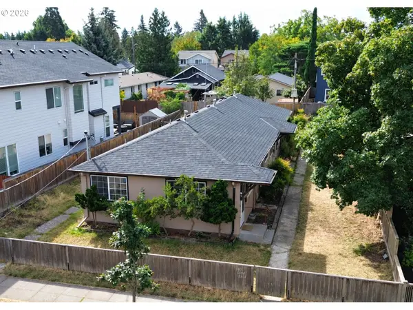 5800 SE Woodstock Blvd, Portland, OR 97206