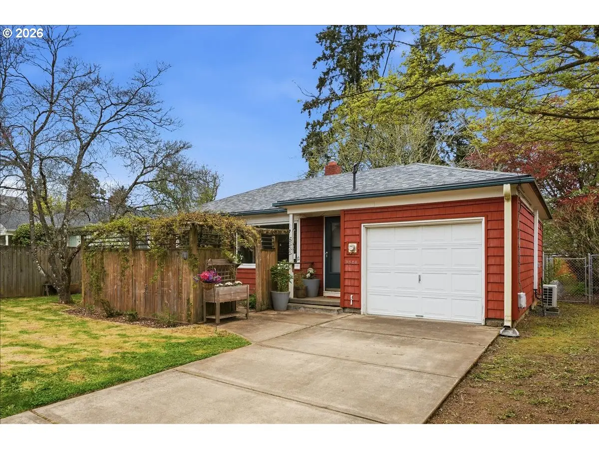 5823 SE Insley St, Portland, OR 97206 - #1