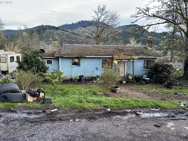 22594 Fir St, Noti, OR 97461