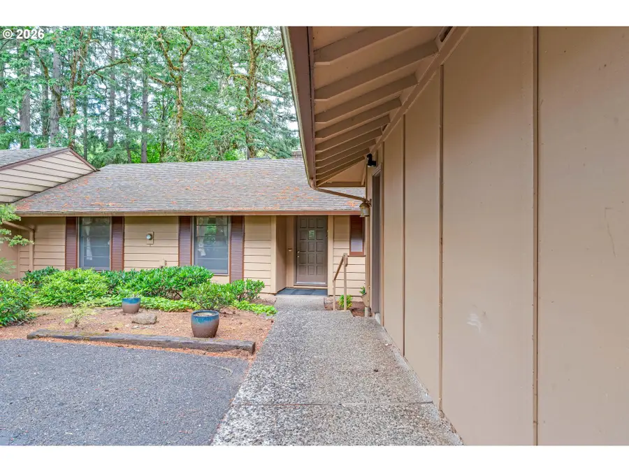 4321 Woodside Cir, Lake Oswego, OR 97035 - #3