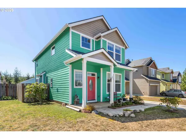 781 Kentucky Ave, CoosBay, OR 97420