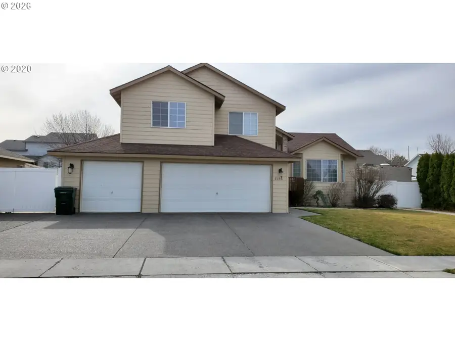 1166 E Main St, Hermiston, OR 97838 - #2