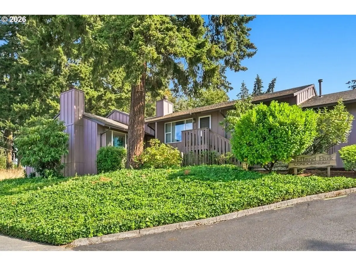 11872 SE Morrison St, Portland, OR 97216 - #1