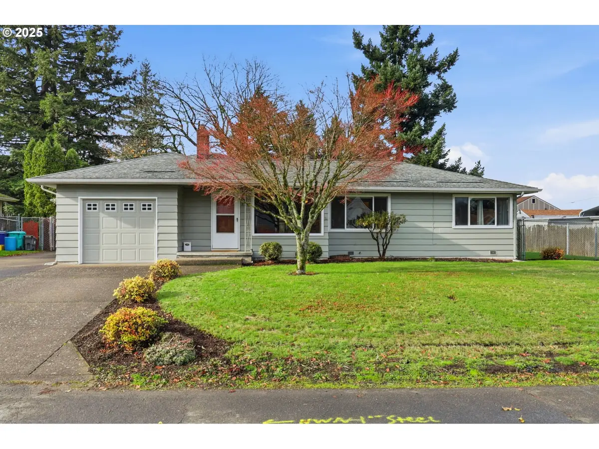 3245 NE 108th Ave, Portland, OR 97220 - Image #1