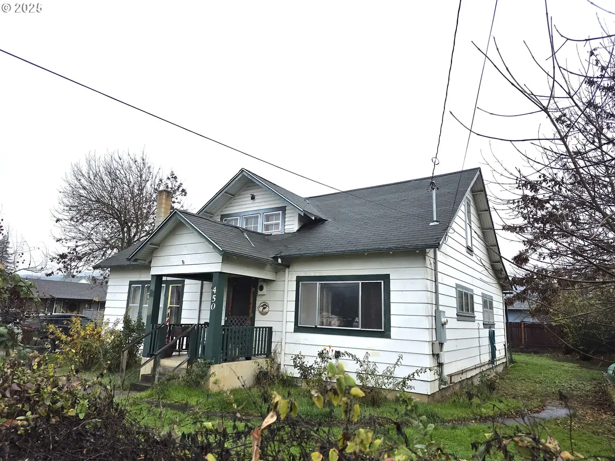 450 E 3rd Ave, Riddle, OR 97469 - Image #1