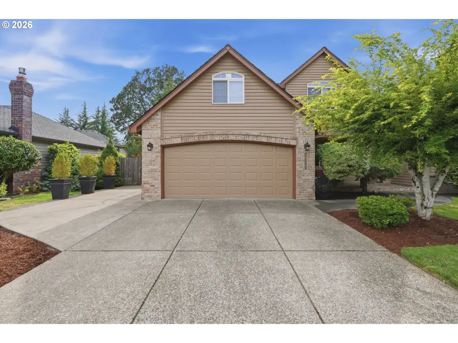 2383 NE Jamie Dr, Hillsboro, OR 97124 - #2