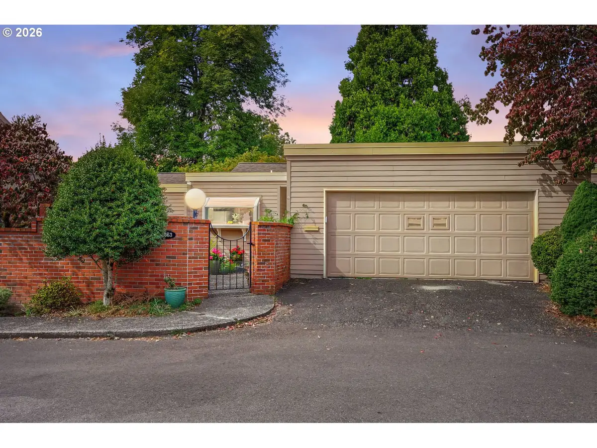 16663 SW Monterey Ln, King City, OR 97224 - #1