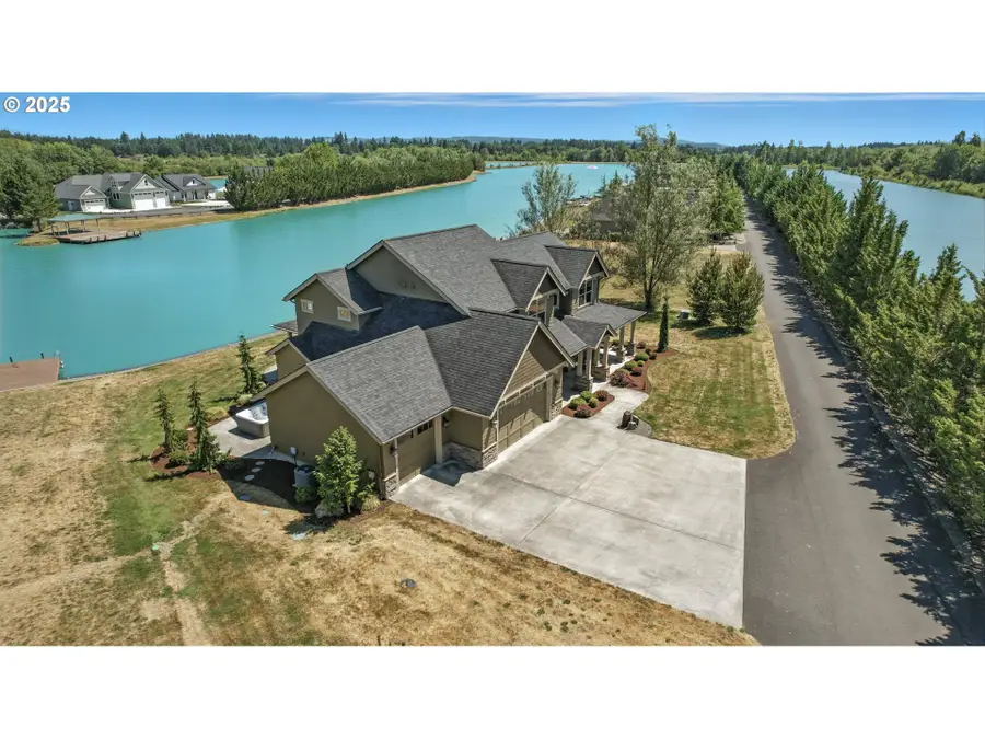 113 Shortline Dr, Winlock, WA 98596 - Image #2