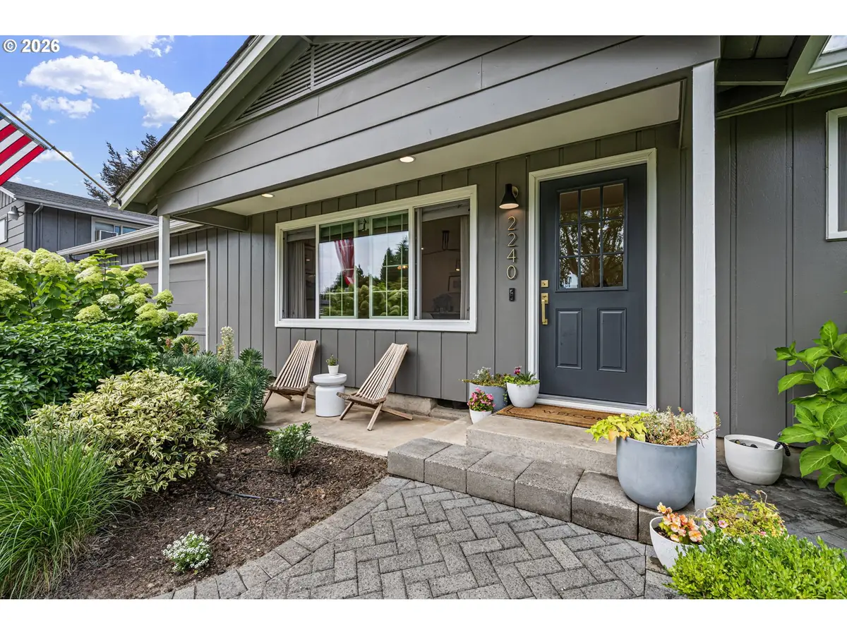 2240 Valhalla St, Eugene, OR 97401 - #1