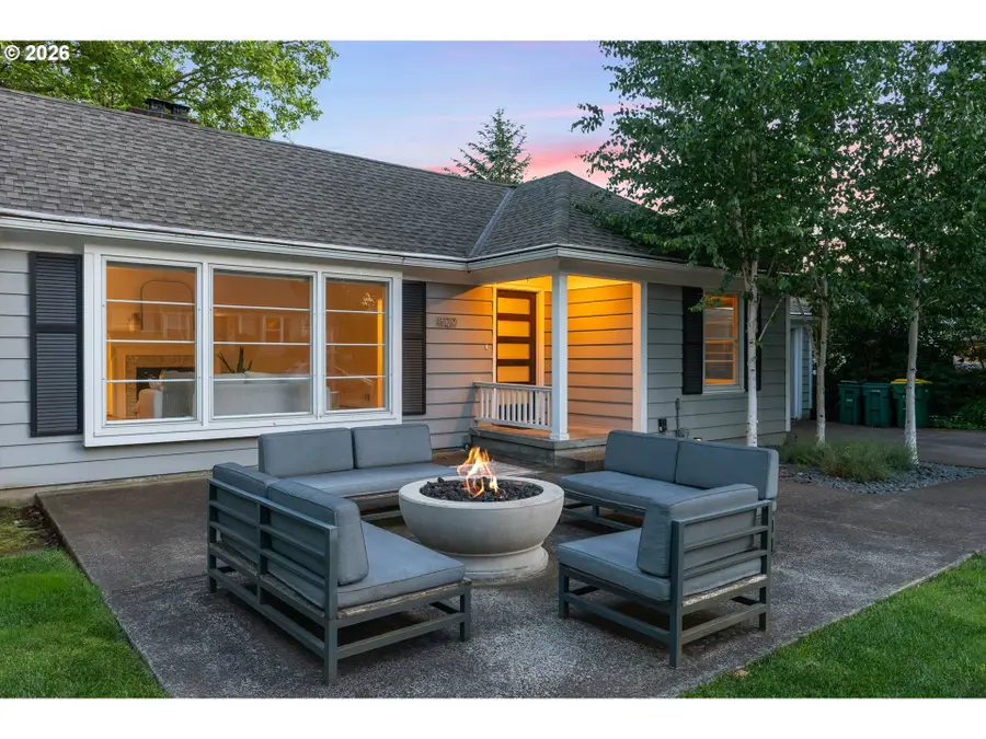 8120 SW Maple Dr, Portland, OR 97225 - #2