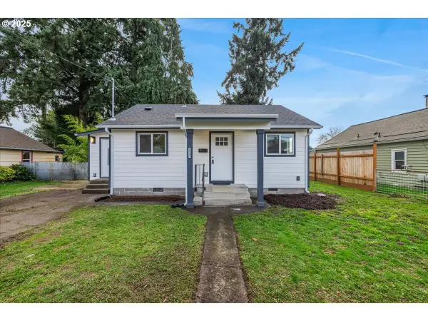 1432 NE 10th Ave, McMinnville, OR 97128