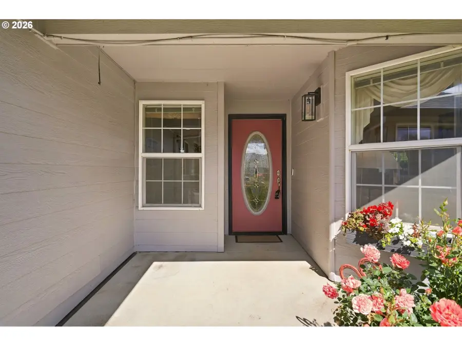 1549 SW Fellows St, McMinnville, OR 97128 - #2