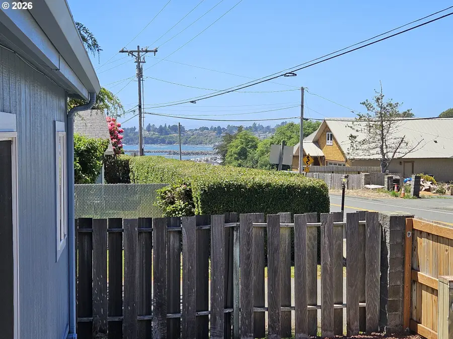 97940 W Benham Ln #22, Brookings, OR 97415 - Image #3