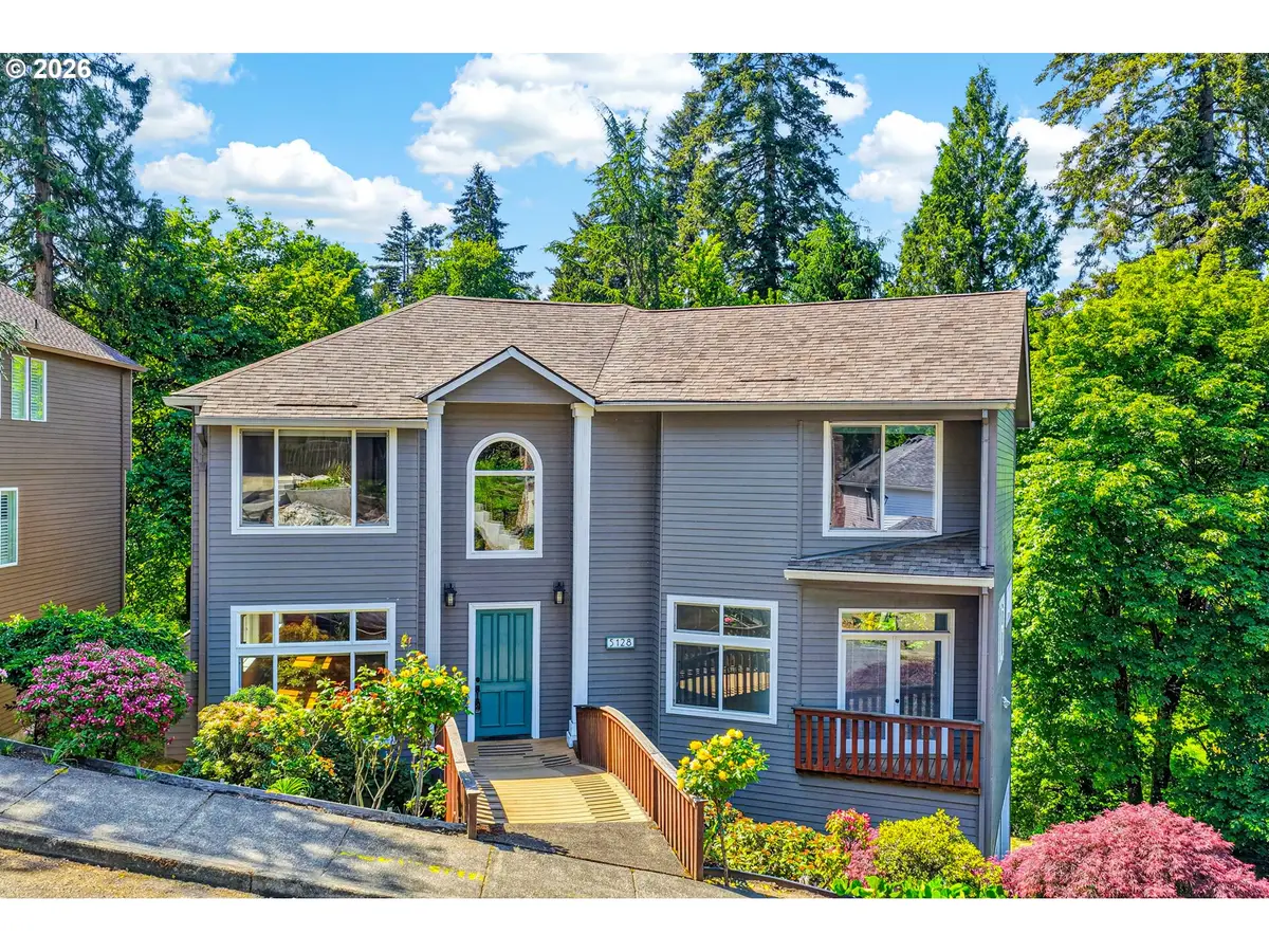 5128 Firwood Dr, West Linn, OR 97068 - #1
