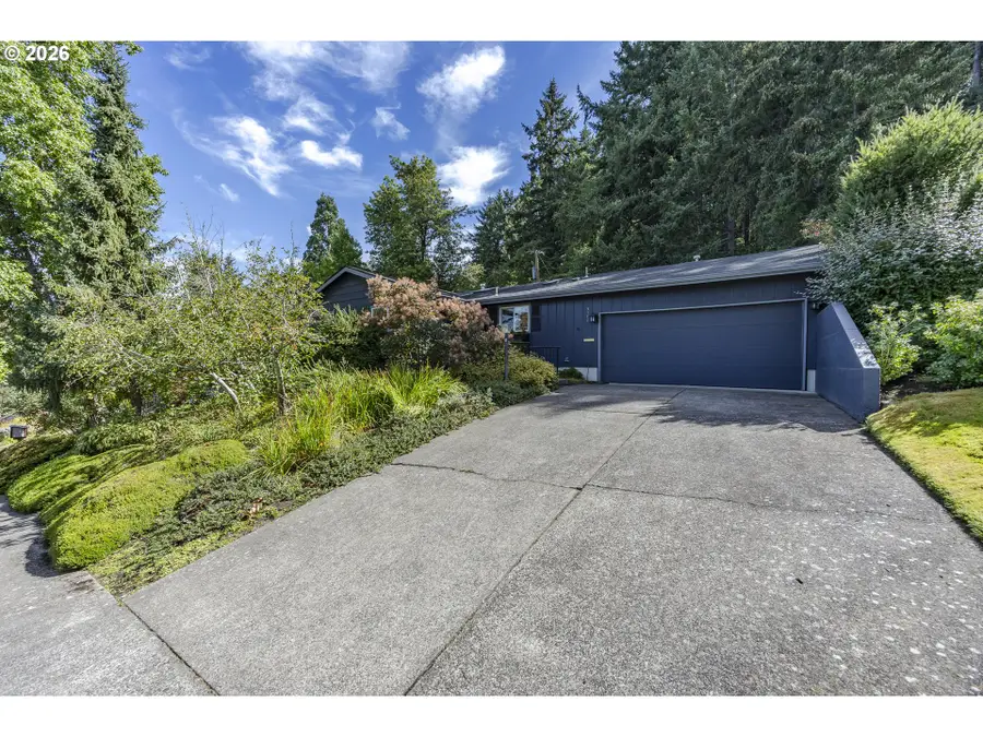 3377 Onyx Pl, Eugene, OR 97405 - #3