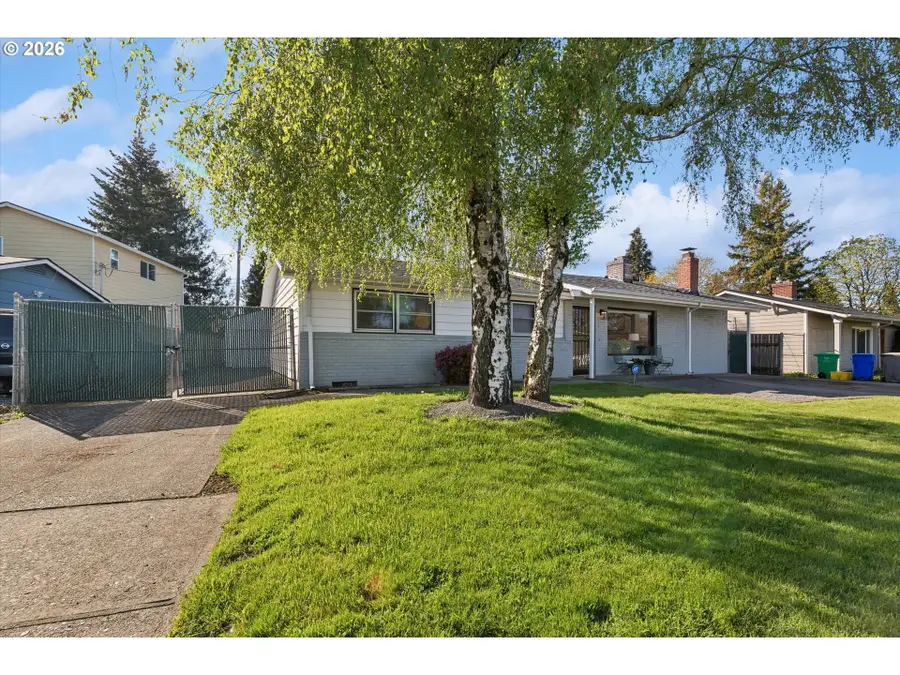 2137 SE 179th Ave, Portland, OR 97233 - #3