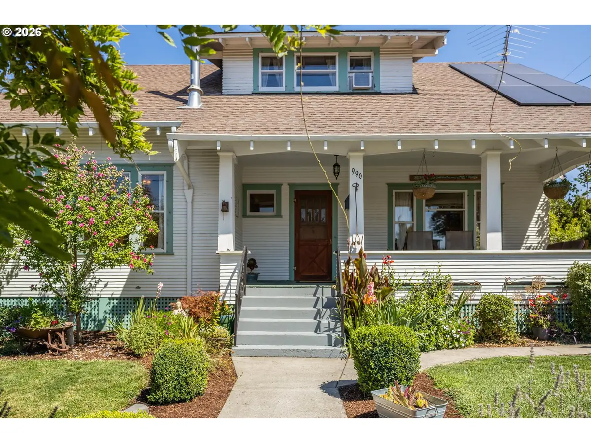 990 Taylor St, Mount Angel, OR 97362 - #1