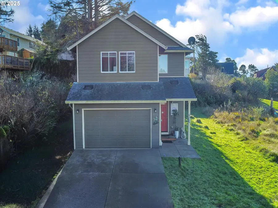 1752 NE 20th St, Lincoln City, OR 97367 - Image #3
