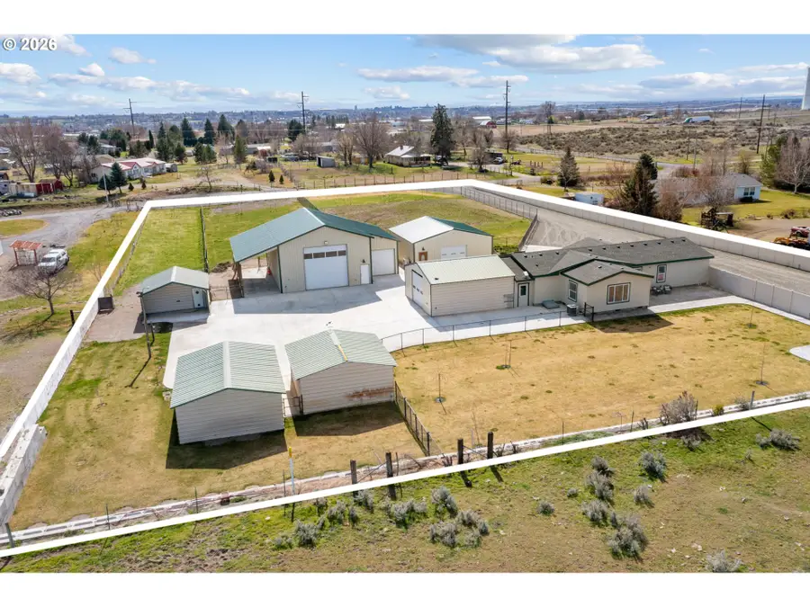 31289 Morgan Ln, Hermiston, OR 97838 - #2