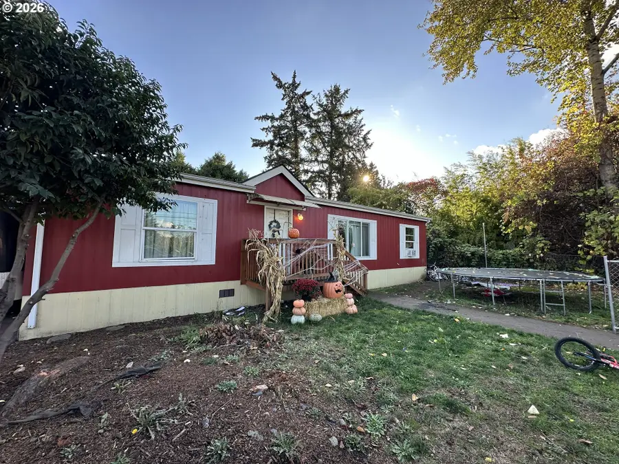 8720 SE Clatsop St, Northwest Clackamas, OR 97086 - #2