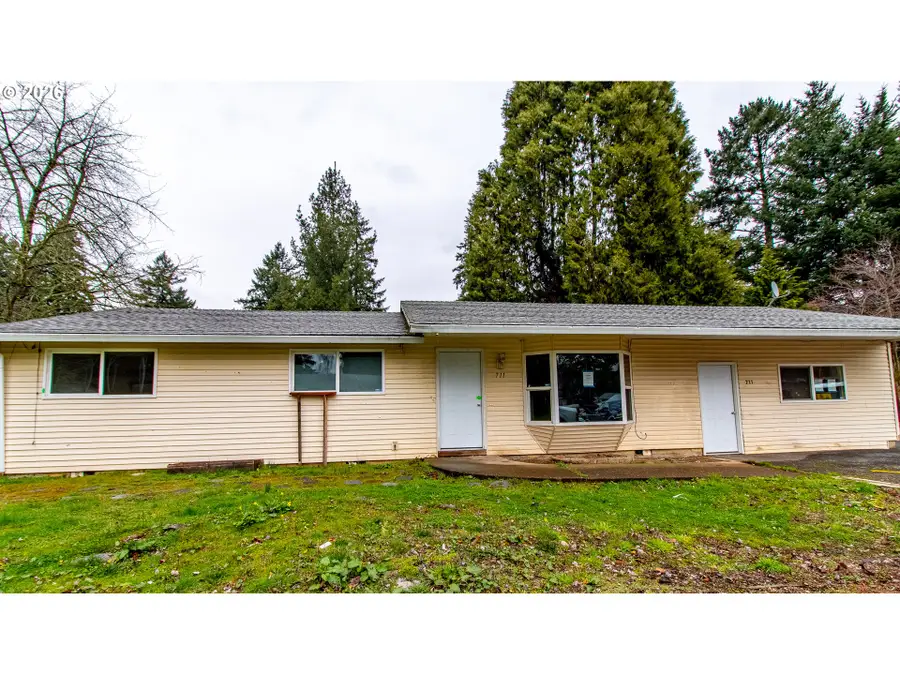 711 NE 113th Ave, Portland, OR 97220 - #2