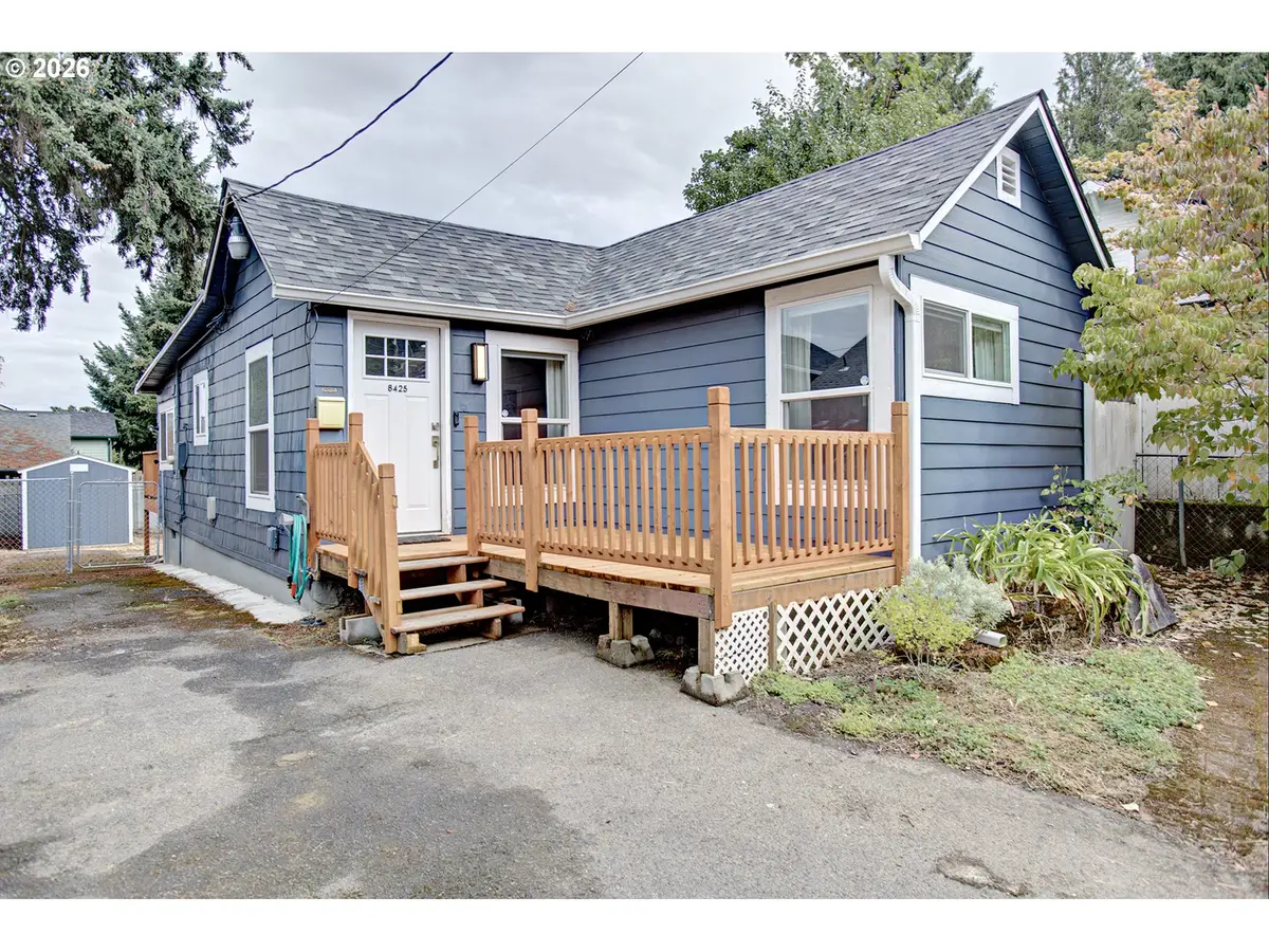8425 N Swenson St, Portland, OR 97203 - #1
