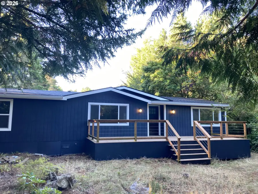 4800 Rhododendron Loop, Florence, OR 97439 - #2