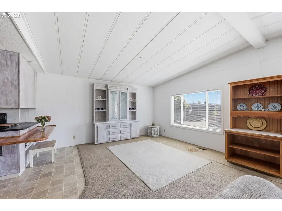 1199 N Terry St, Eugene, OR 97402 - #2