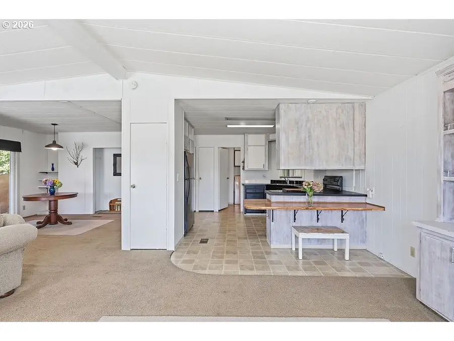 1199 N Terry St, Eugene, OR 97402 - #3