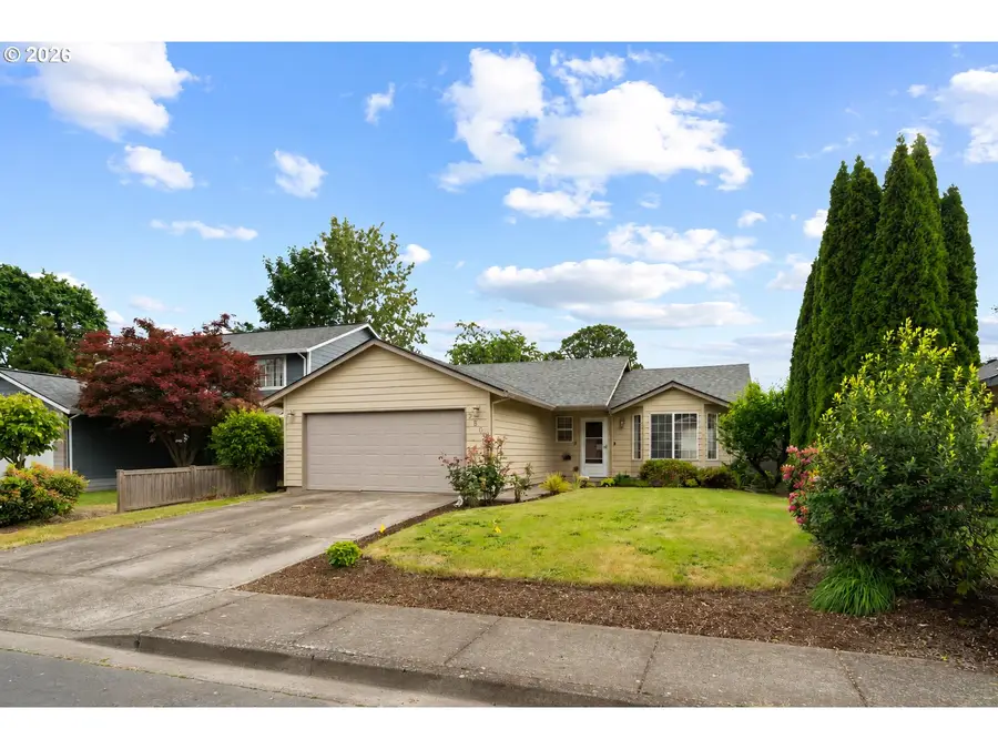 980 SE Oak St, Dundee, OR 97115 - #3