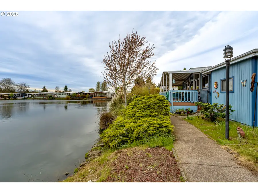 1800 Lakewood Ct #140, Eugene, OR 97402 - #2