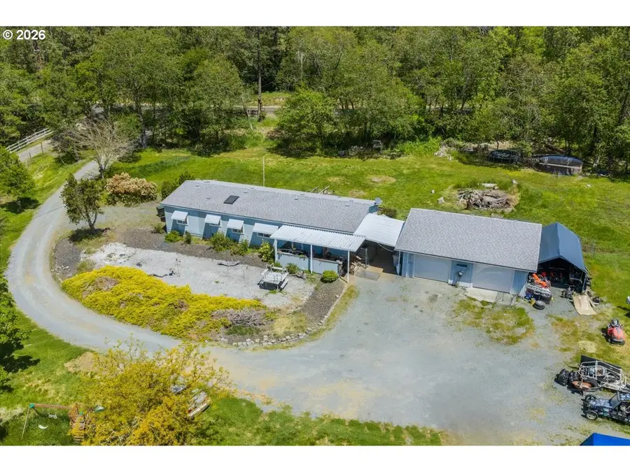 2447 Stringer Gap Rd, Grants Pass, OR 97527 - #2